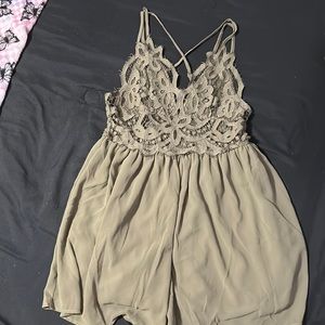 Green small romper never worn